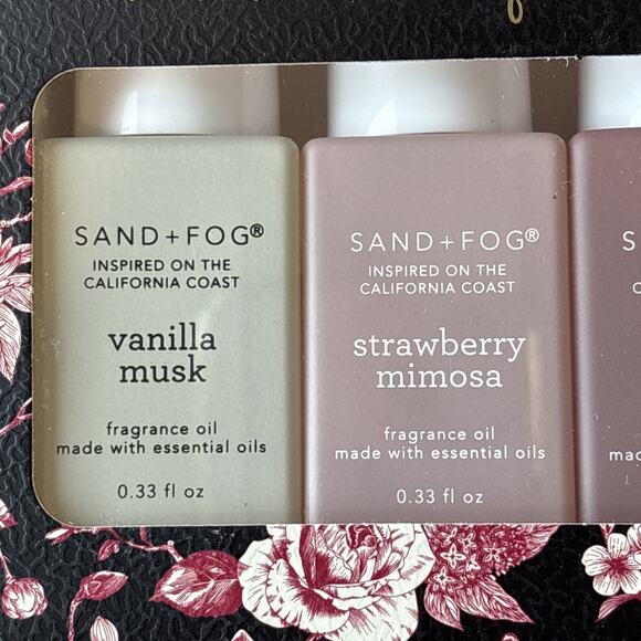 Sand + Fog Diffuser Oils Strawberry Mimosa Fleur de Vanilla Musk Innocence Set - Picture 2 of 4